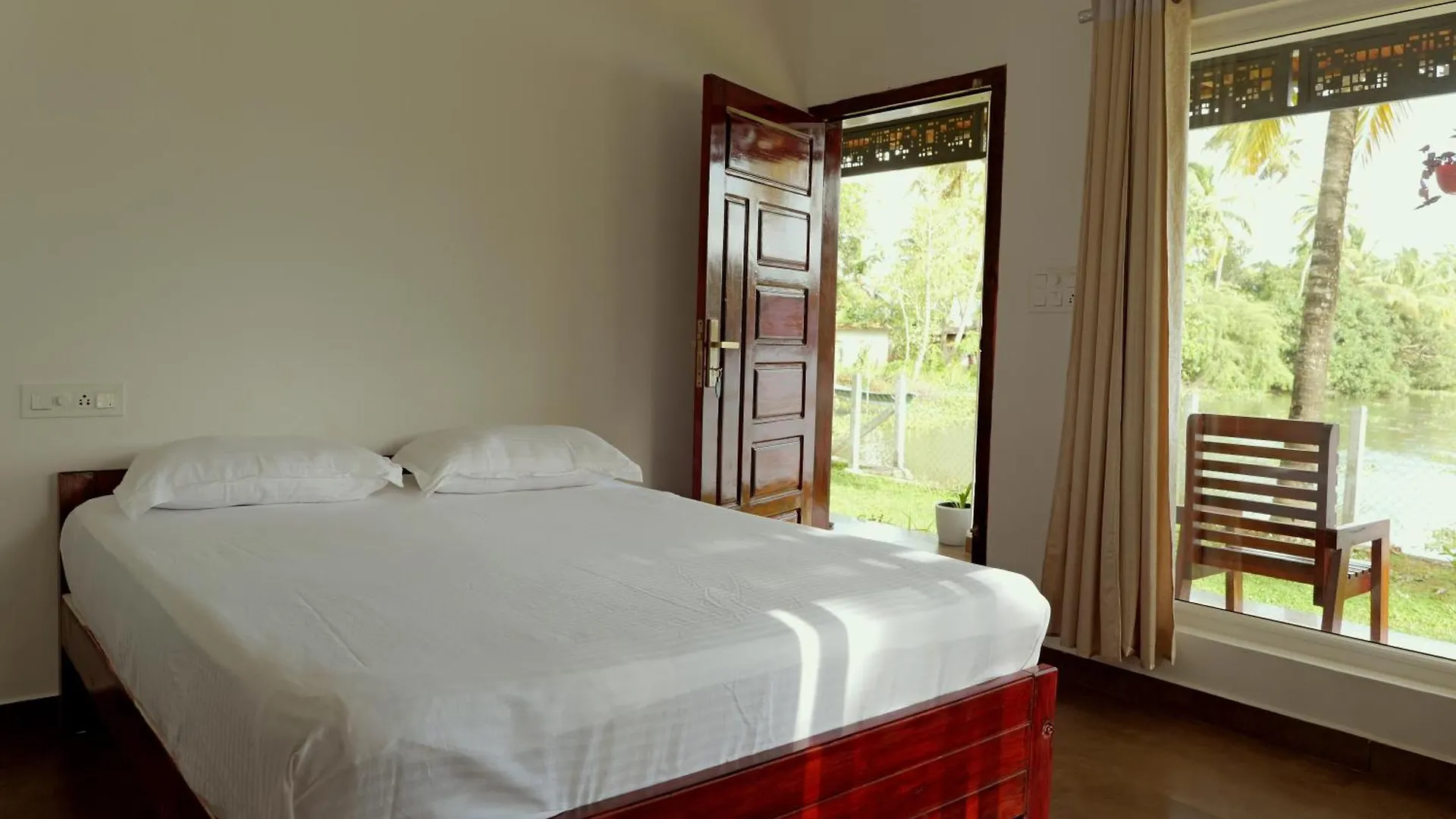 Riverview Villa Alappuzha